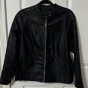 Baccini Women's faux Leather Jacket